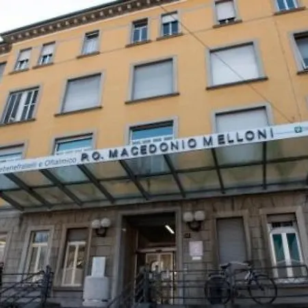 Design - Tricolore, Macedonio Melloni Apartment