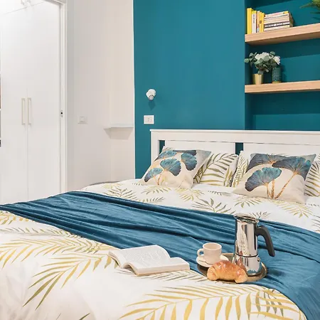 Design - Tricolore, Macedonio Melloni Apartment Milan