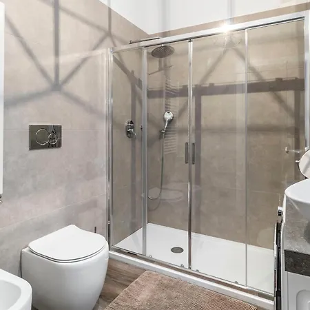 Milanrentals - Asia Apartment *