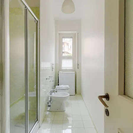 Gerusalemme M5 Yellow With Closed Balcony! *