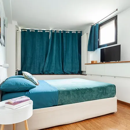Duplex Luminoso In Zona Residenziale Appartamento *