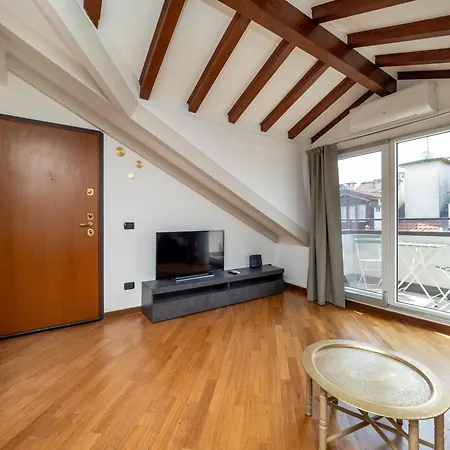 Апартаменты Keys Of Italy - Umbria 50 Your Modern Hut Милан