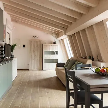 Apartmán Guinizzelli 4 *