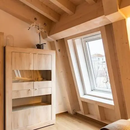 Guinizzelli 4 Apartmán *