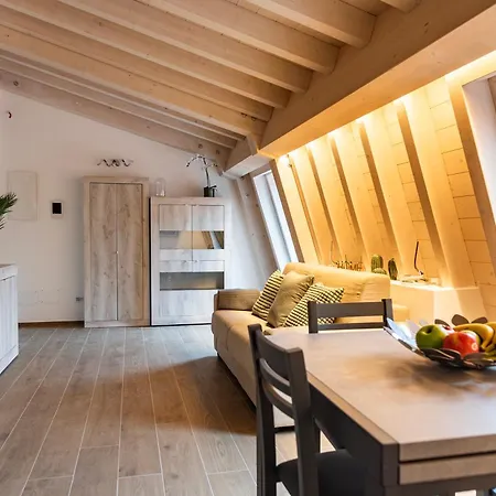Apartmán Guinizzelli 4 *