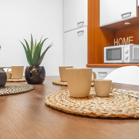 Tar5 -20 Minutes From Duomo- Design-elegant Apartman *