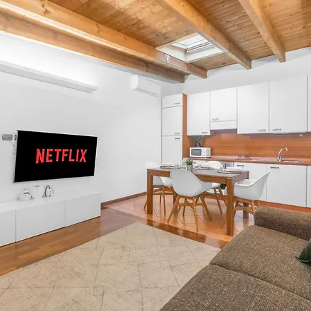 Tar5 -20 Minutes From Duomo- Design-elegant *