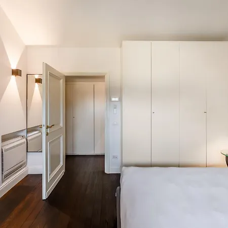 Allegroitalia Penthouse Montenapoleone * Mediolan