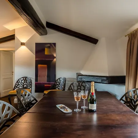 Allegroitalia Penthouse Montenapoleone * Mediolan