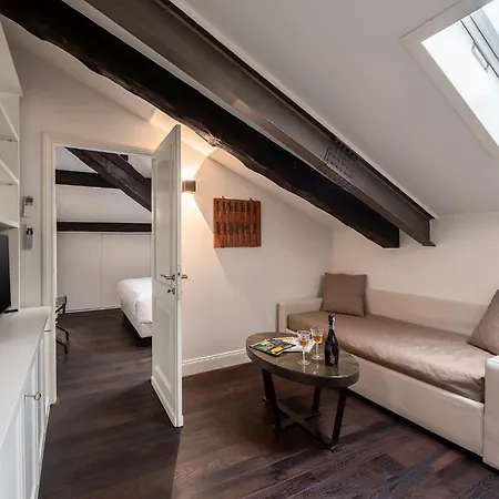 Apartament Allegroitalia Penthouse Montenapoleone *