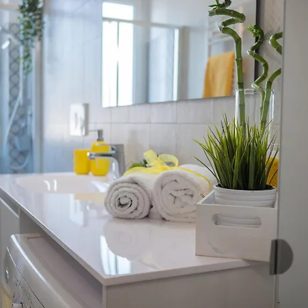 Appartamento Xenia - Modern, Quiet And Cozy *