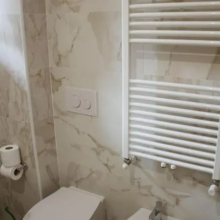 New 10 Min Duomo Apartamento