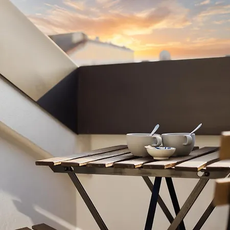 Just Urban - Exclusive Duomo View Penthouse - 5 Min To M4 Dateo Appartement Milaan