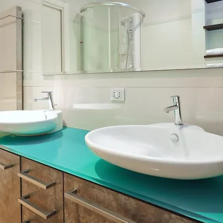 Just Urban - Moderno Ed Esclusivo A 15 Min Dal Duomo Lejlighed Milano