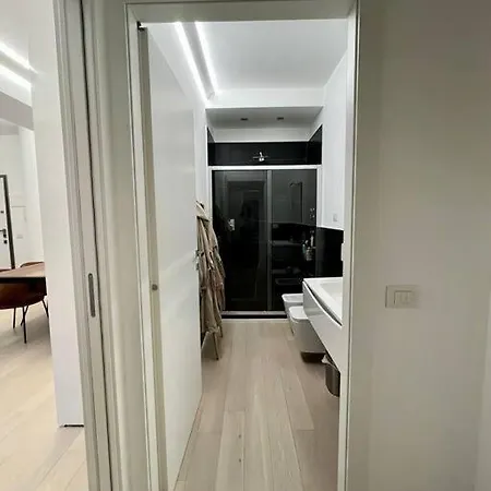 Modern - Walking Distance To Station Apartmán *