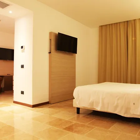 Hotel Metro 3*