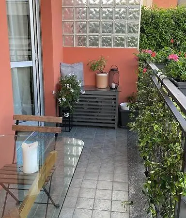 Azzurro Lancetti Retreat Apartment