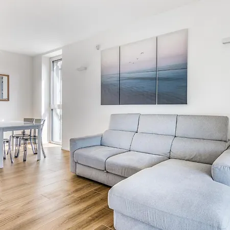 Apartment Penthouse Terrace Piranesi 4pax Wifi *