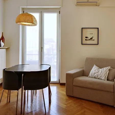 Milan Apartment Rental Apartman *