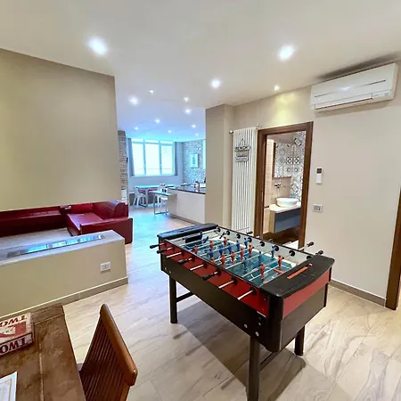 R39 Elegant With Private Parking Apartman