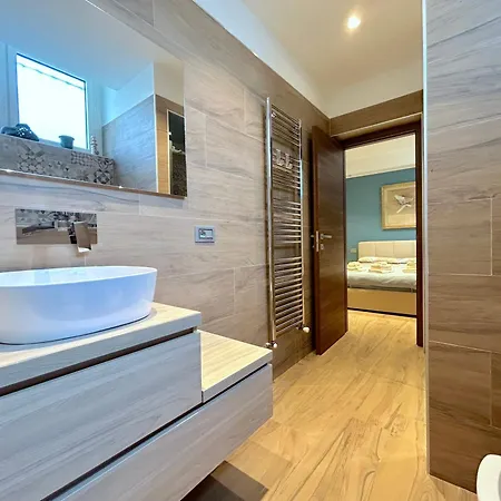 Апартаменты R39 Elegant With Private Parking *