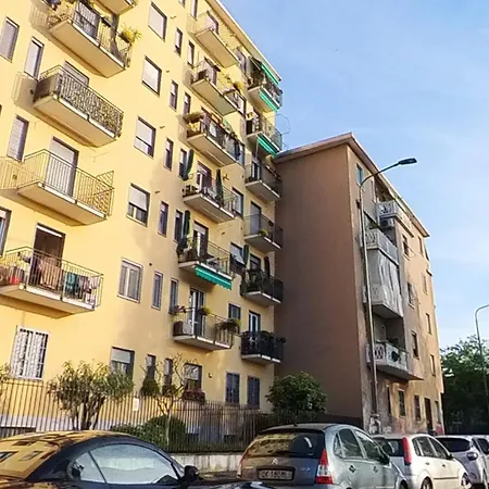 Lägenhet N&ghomesweethome Canova Accogliente - Affari