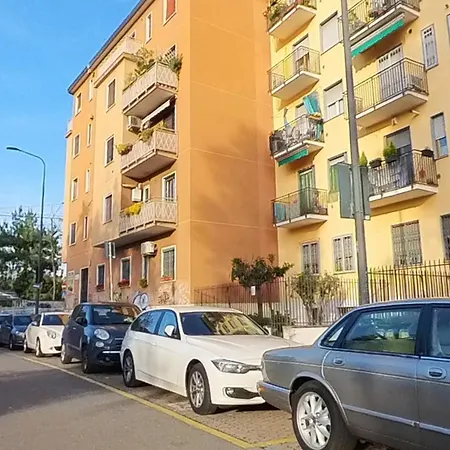 Lägenhet N&ghomesweethome Canova Accogliente - Affari