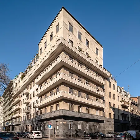 Classbnb - Bright Near The Center