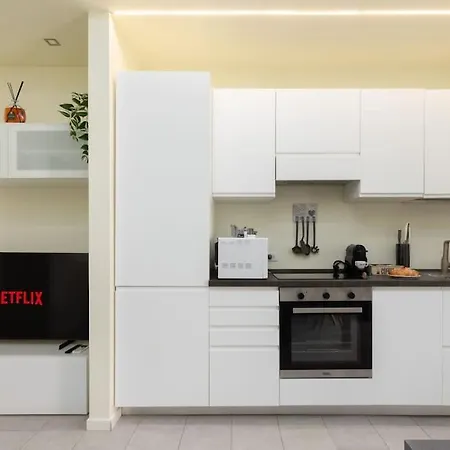 Imperial With Netflix Wifi Apartment *