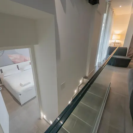Ihost Luxury - Neg Roli 8 Μιλάνο