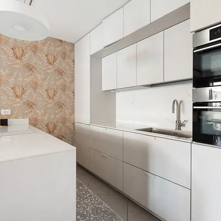 Guesthost - Gorla M1 & Martesana Terrace *