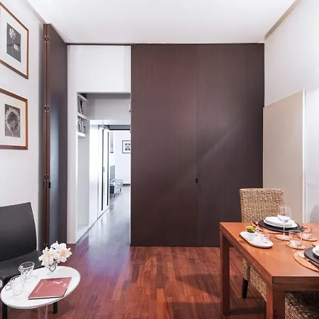 Easylife - - Pontida 4 - Moscova Apartament