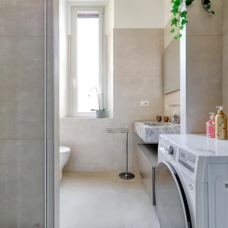 Lattanzio Charming - Porta Romana Mm3 Apartman