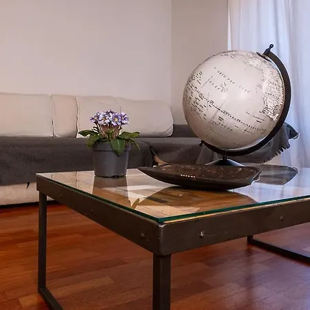 Ht Moscova Skyline View * Milánó