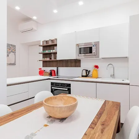 Apartment Homeby, Casa Isella *