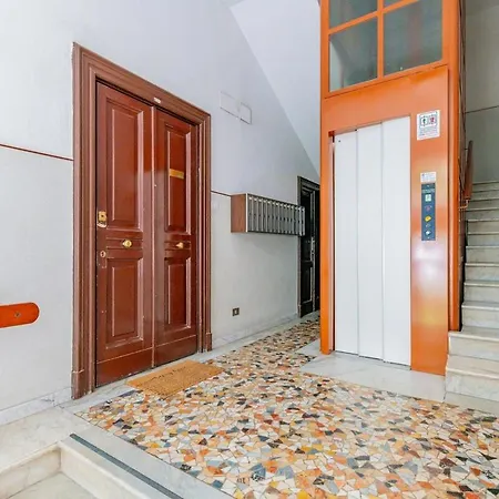 Homeby, Casa Isella * Milan