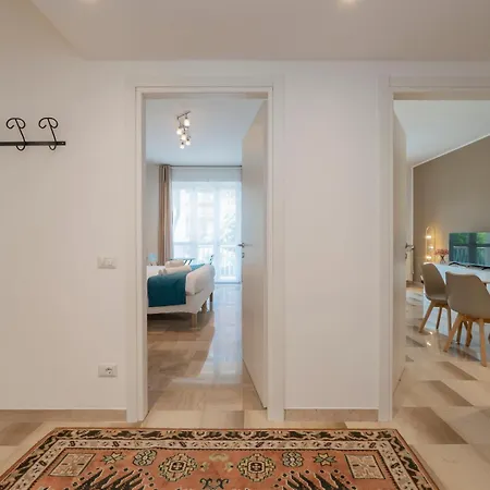 Apartment Xenia - Luminous In Citylife