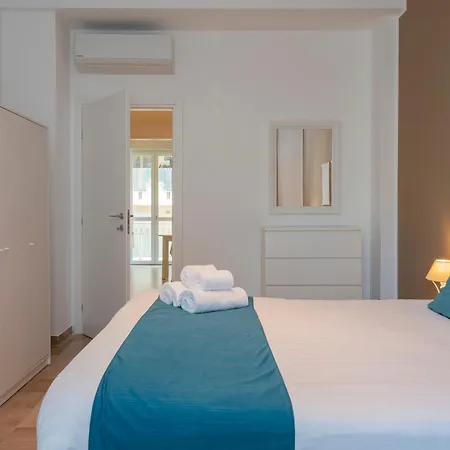 Xenia - Luminous In Citylife