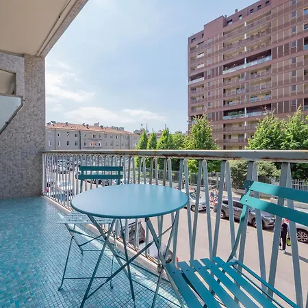 Xenia - Luminous In Citylife *