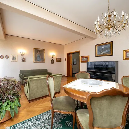 Da Enzo Centro Apartment *