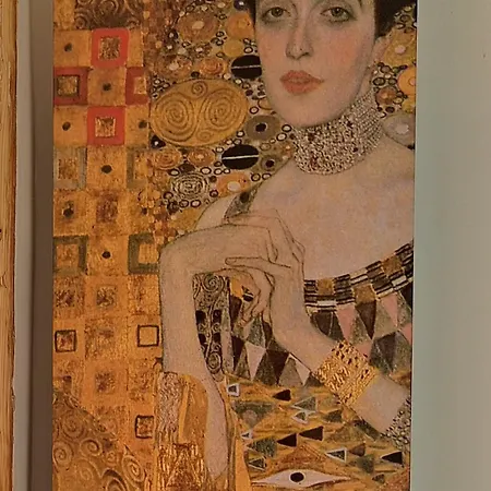 Adele In Darsena