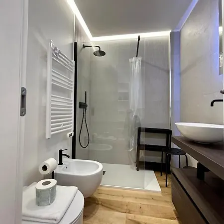 Kibilu Luxury With Terrace, Isola District And Near Garibaldi Station