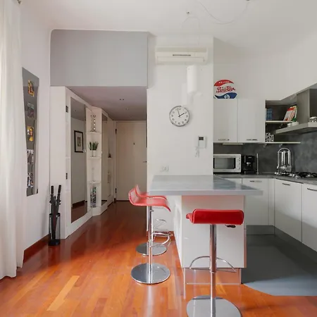 Guesthost - Porta Venezia M1 Cosy Apartament *