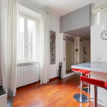 Guesthost - Porta Venezia M1 Cosy Apartament Mediolan