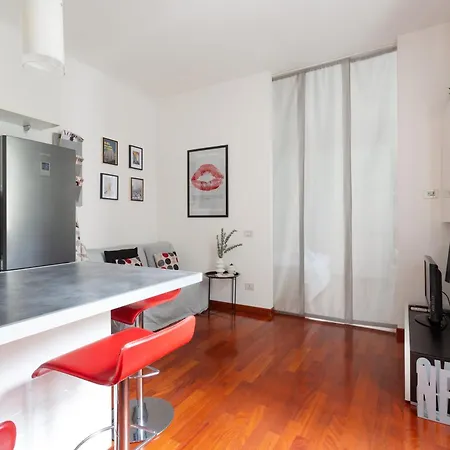 Guesthost - Porta Venezia M1 Cosy Apartament Mediolan