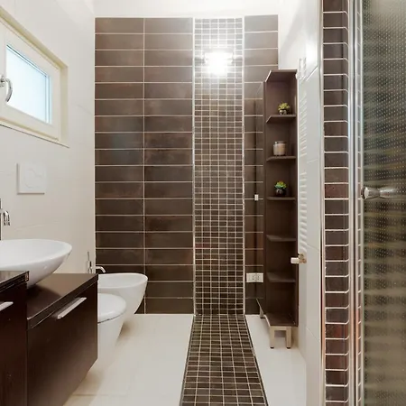 Guesthost - Porta Venezia M1 Cosy *