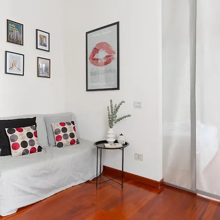 Apartamento Guesthost - Porta Venezia M1 Cosy Milão