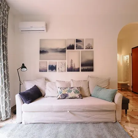 Primopiano - Governo Provvisorio Apartament *