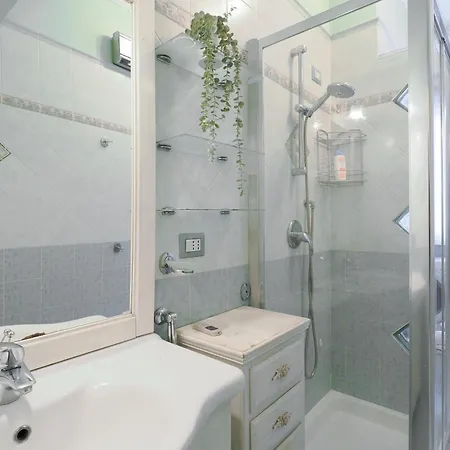 Primopiano - Zumbini B شقة *