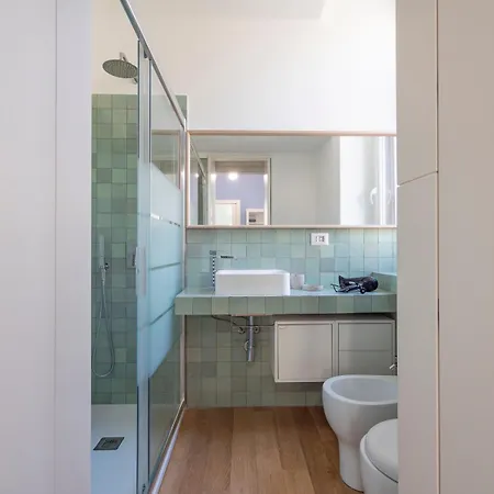 Xenia - Bright Near Piazzale Susa